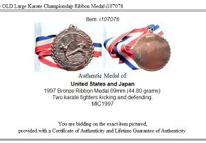 1997 JP 1997 US USA JAPAN Vintage OLD Large Karate Champi coin Good