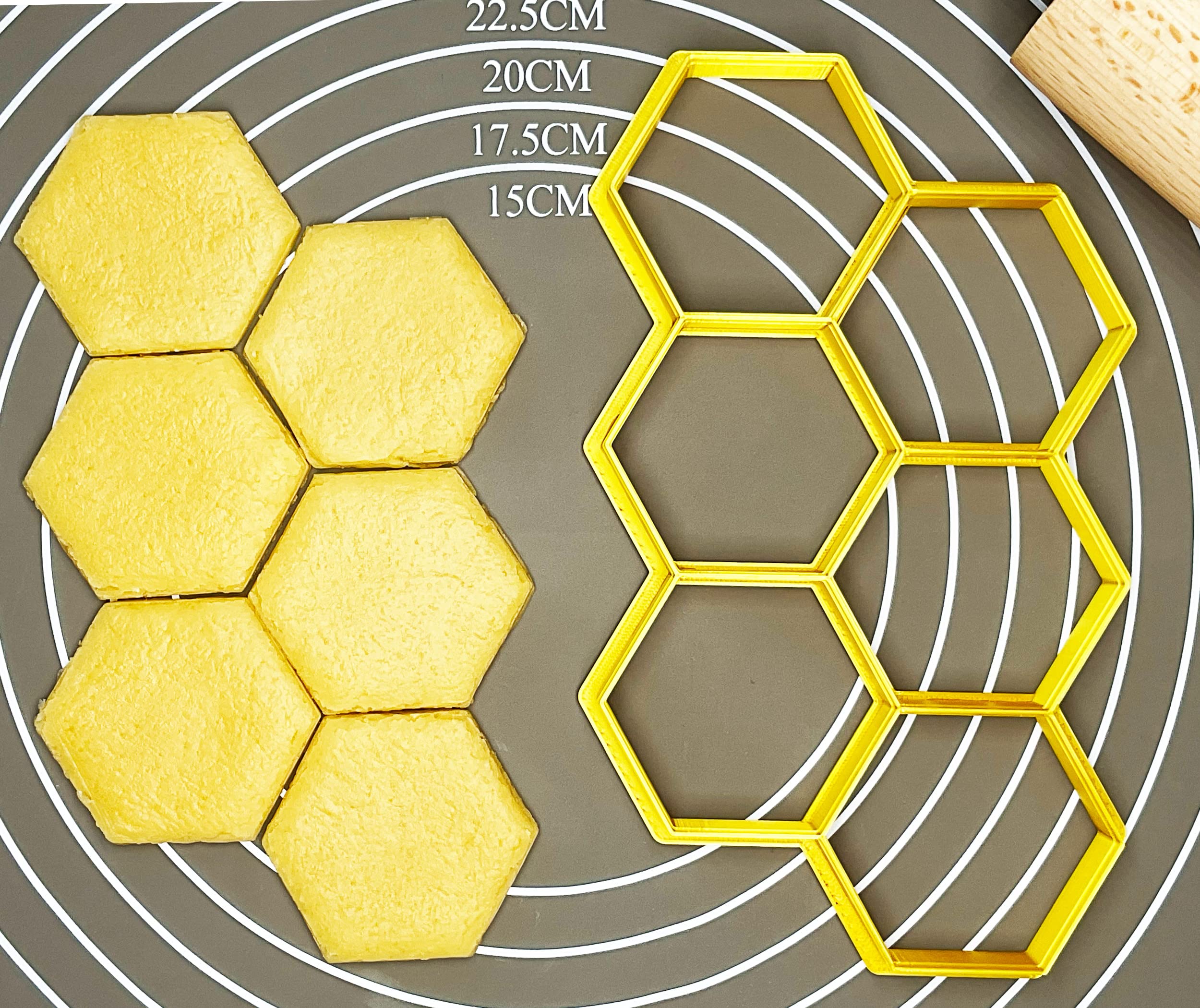 Multi 2.25" Hexagon Geometric Cookie Cutter, Honeycomb Multicutter for Dough, Fondant, Clay (Hexagon (2.25 inch))