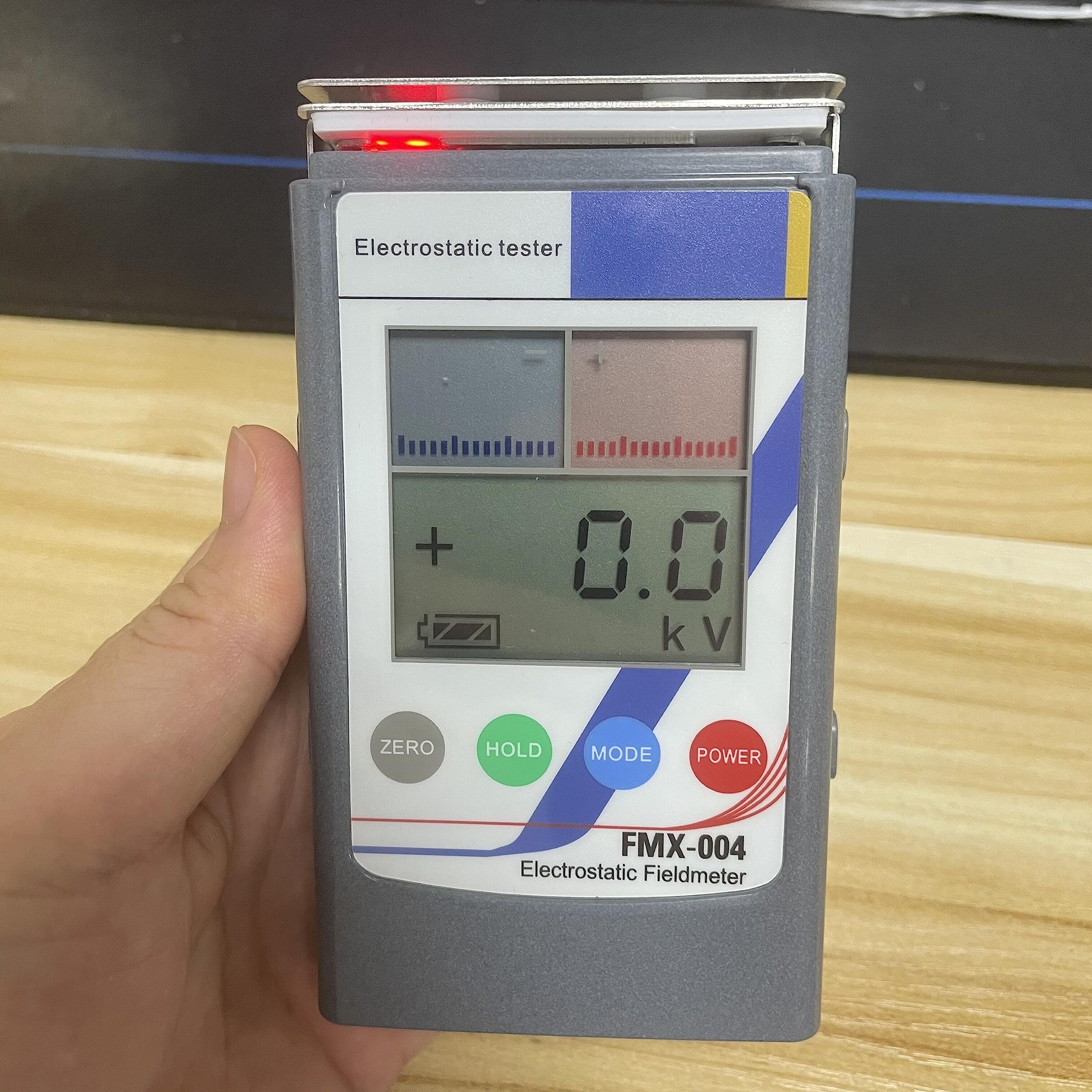 FMX-004 Electrostatic Field Meter 30KV Static Tester,Handheld FMX004 Electrostatic Fieldmeter Measuring Range 0 to ±1.49KV