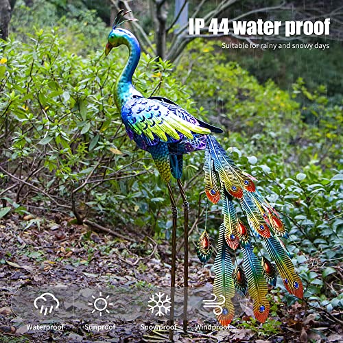 Glintoper Metal Peacocks Solar Garden Decor Outdoor Statues Sculptures with LED Lights, Solar Powered Decorative Yard Art for Landscape Patio Yard Walkway Pathway Lawn, 1 Pack
