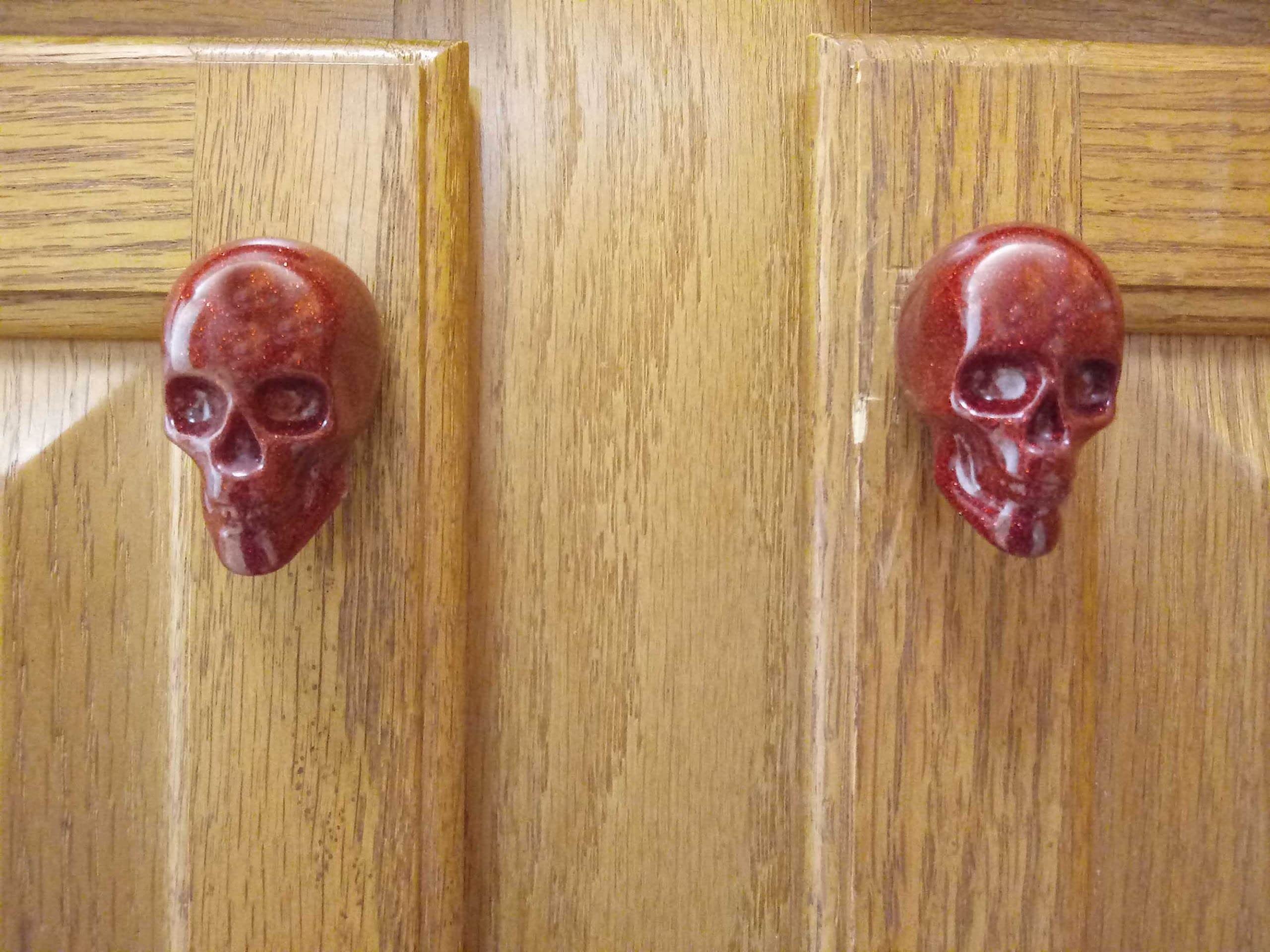 Red Holographic (Holo) Glitter Skull Door Knobs Drawer Knobs (Set of 2)