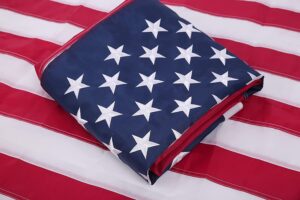 linyup american flag, american flags for outside, 210d oxford nylon, american flags for outside 3x5,brass grommet for easy display,embroidered stars,the strongest, longest lasting.