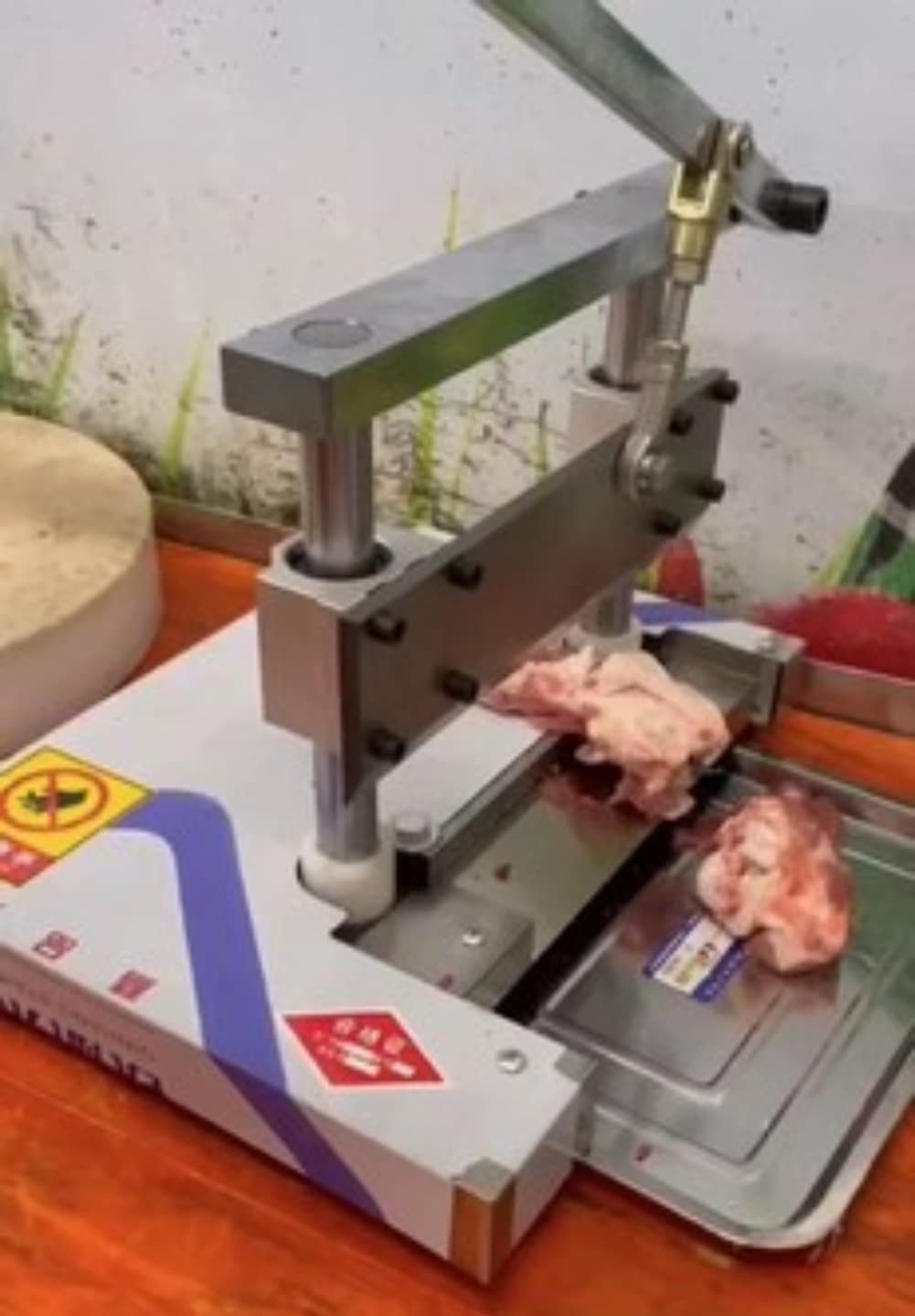 Commercial Stainless Steel Countertop Manual Type Meat Cutting Machine Frozen Meat Bone Sawing Machine 190MM
