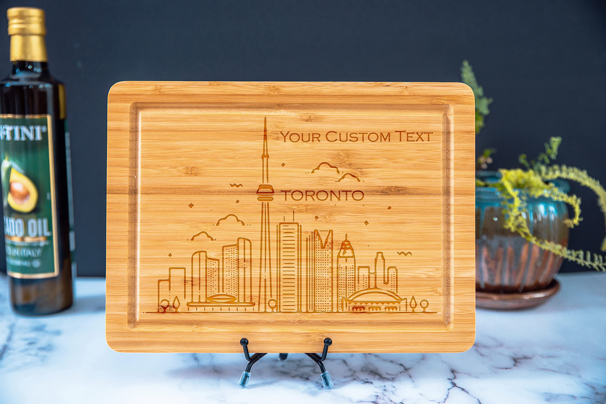 Chicago Skyline Cutting Board, Custom Housewarming Gift, Personalized Cutting Board, Wedding Gift for Couples, Wooden Bamboo Board with 6 Different Styles