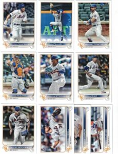 new york mets / 2022 topps baseball team set (series 1 and 2) with (20) cards! ***includes (3) additional bonus cards of former mets greats dwight gooden, david cone and darryl strawberry! ***