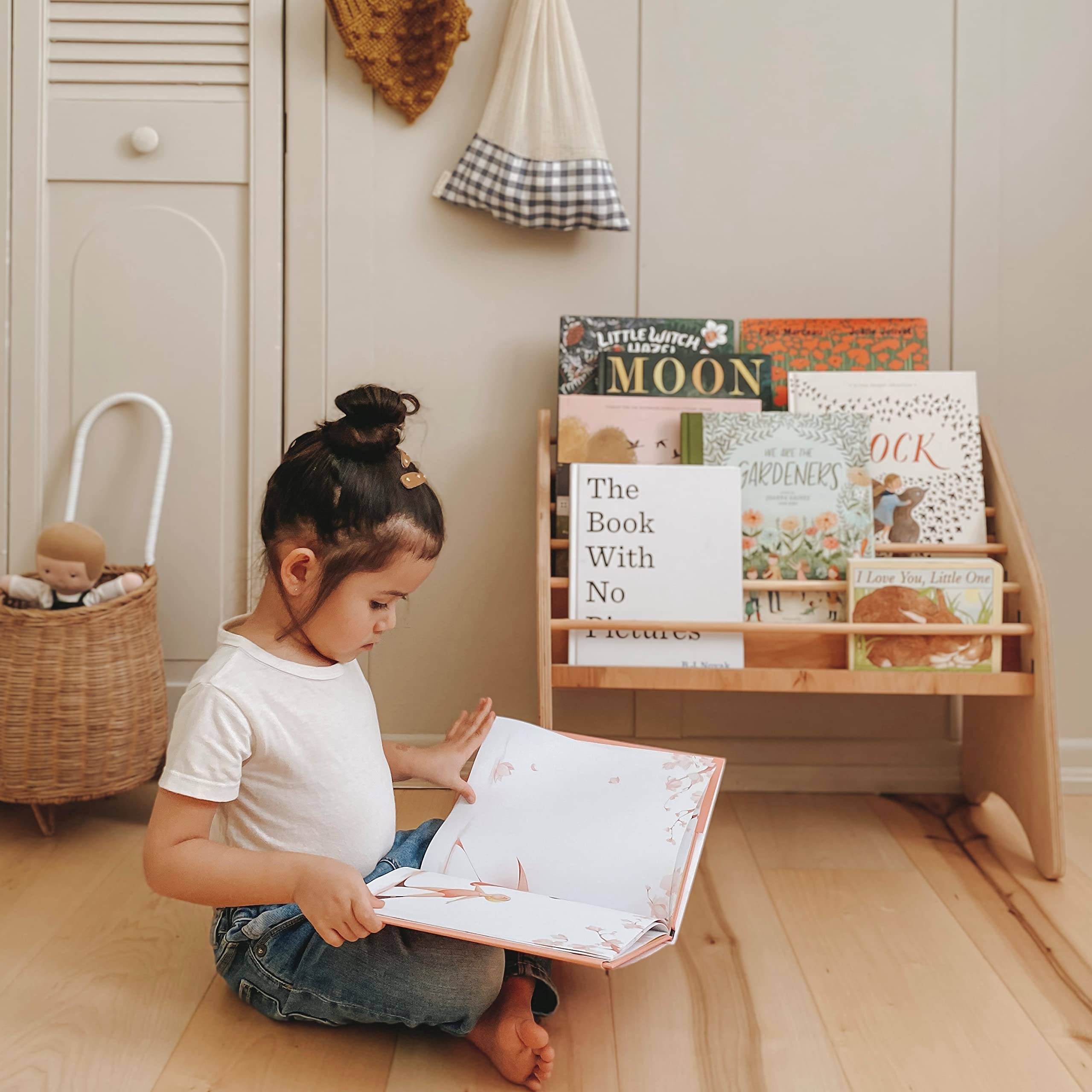 Montessori Bookshelf for Toddler Wood Kids Playroom Furniture Natural Wooden Nursery Gift Birthday Baby Neutral Room Storage Shelf Large Bookcase Child Decor Idea (Small, Natural)