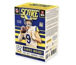 2022 panini score nfl football factory sealed blaster box 132 cards (6 packs of 22 cards) chase autograph and base rookie cards of the 2022 rookies such as kenny pickett malik willis desmond ridder chris olave, george pickens aidan hutchinson. look for st
