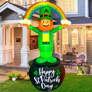 TOCZIM 8FT St Patrick’s Day Giant Inflatables Outdoor Decorations Leprechaun Standing on Gold Pot Blow up Holiday Shamrocks Yard Decoration with Build-in LED Lights for Indoor Lawn Garden Party Decor