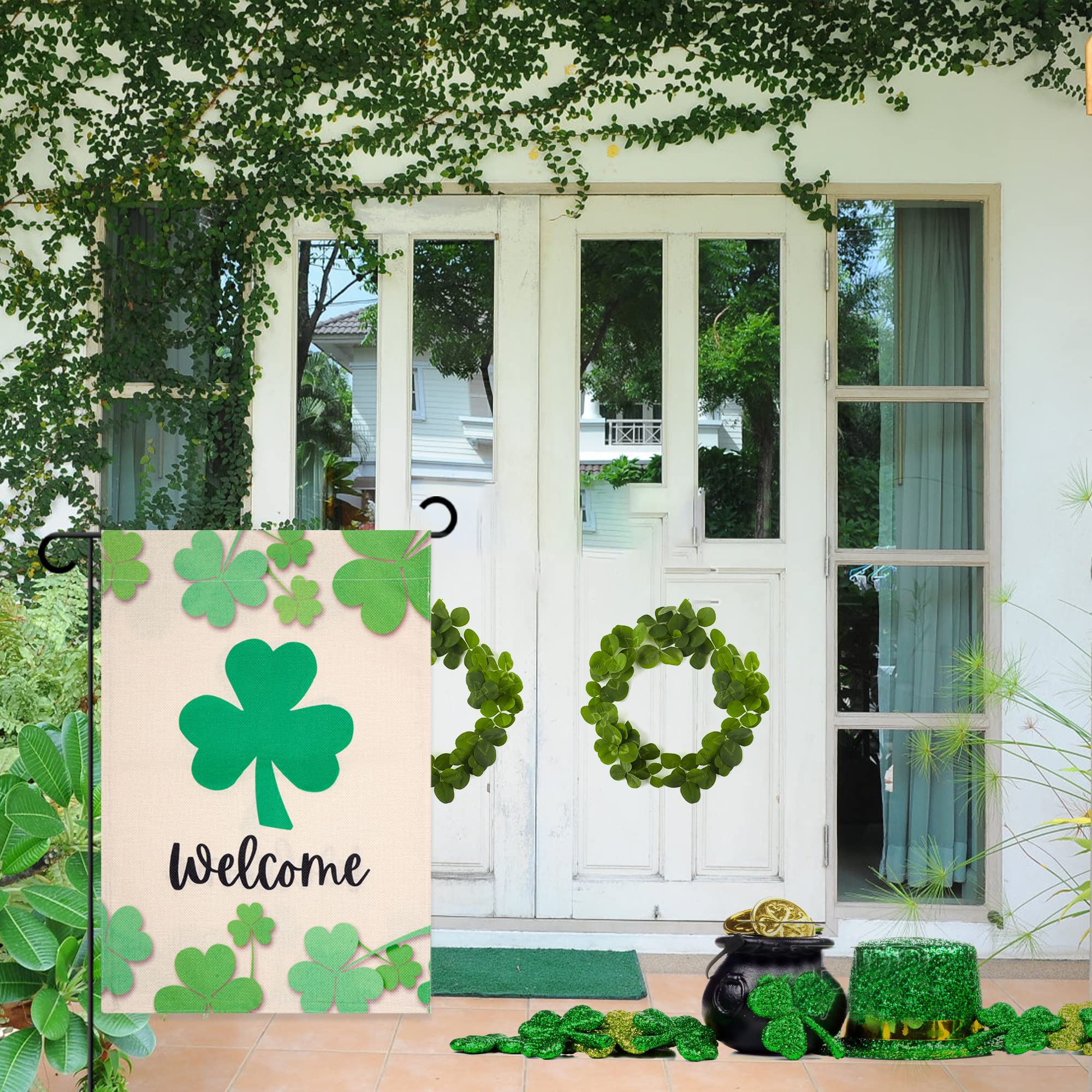 WBCBEC 1PCS St Patrick's Day Garden Flag Welcome Shamrocks Clover Vertical Shamrock Yard Outdoor Flag Irish Small Burlap House Flag for Outside Holiday Decor(12.5 x 18 Inch, Double Sided)