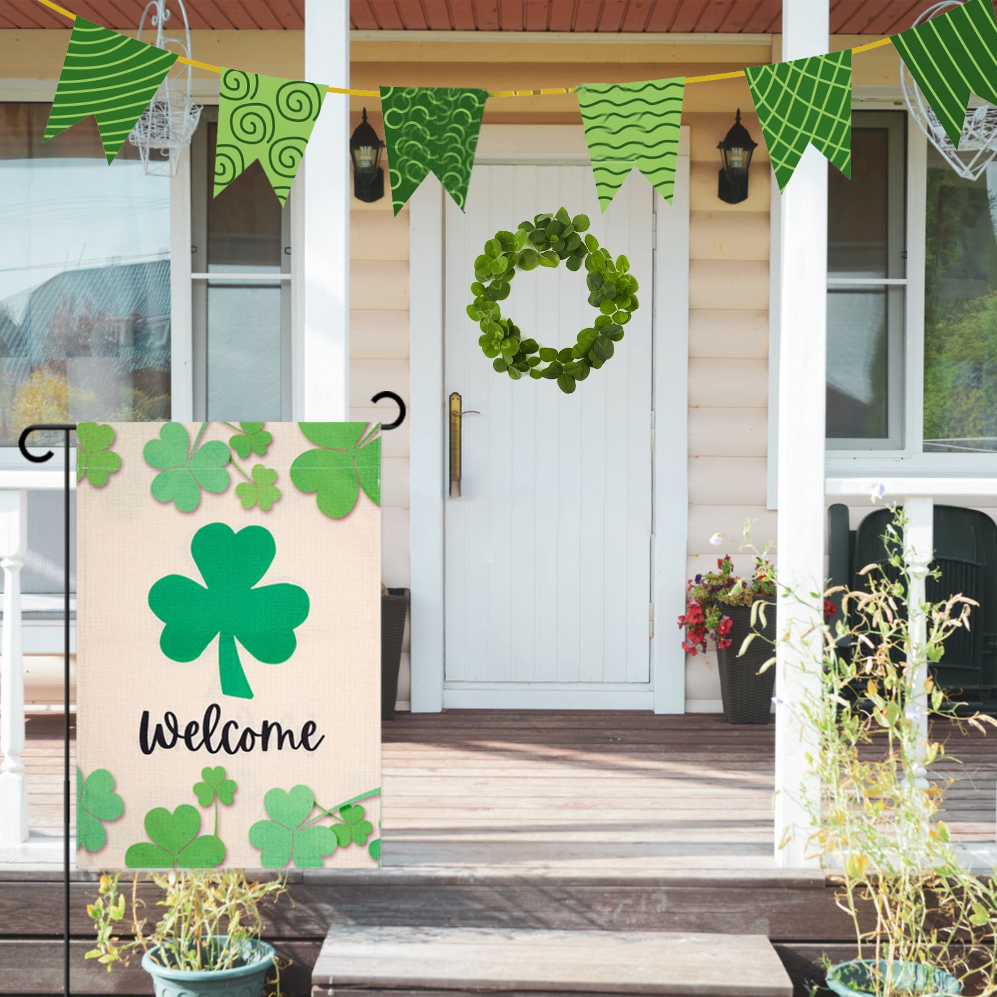 WBCBEC 1PCS St Patrick's Day Garden Flag Welcome Shamrocks Clover Vertical Shamrock Yard Outdoor Flag Irish Small Burlap House Flag for Outside Holiday Decor(12.5 x 18 Inch, Double Sided)