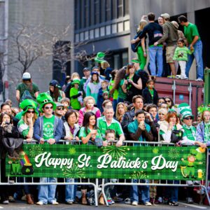 St Patrick's Day Decorations, St Patricks Day Outdoor Hanging Bunting Fan Flags, Large St Patricks Day Fence Banner, Irish Lucky Shamrock St Patricks Day Party Supplies for Garden Patio Parade