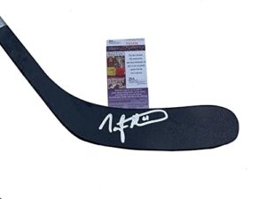 taylor hall early full auto signed boston bruins hockey stick jsa coa - autographed nhl sticks