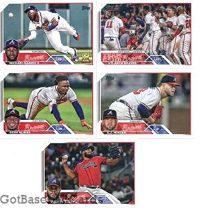 2023 Topps Series 1 Atlanta Braves Team Set of 12 Cards: Kenley Jansen(#30), William Contreras(#68), Ozzie Albies(#81), Ian Anderson(#114), Raisel Iglesias(#115), Marcell Ozuna(#125), Ronald Acuña Jr.(#150), A.J. Minter(#159), Atlanta Braves(#168), Michae