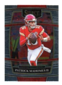 2021 panini select #2 patrick mahomes ii concourse kansas city chiefs football official trading card of the nfl