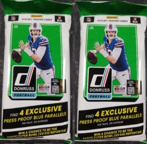 2022 panini donruss nfl football factory sealed cello pack lot of two 30-card packs (60 cards in all) 4 blue press proof parallels per pack chase autograph and base rated rookie cards of the 2022 rookies such as kenny pickett, brock purdy, desmond ridder