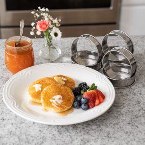 Oleex English Muffin Ring Set! 6 Muffin Rings with Dough Scraper! Multipurpose Stainless Steel Ring Set. Circle Egg Ring, Cooking Rings, Pancake, Crumpet Rings, Brioche Molds, Tart Ring.