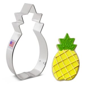 pineapple summer fruit cookie cutter 5" made in usa by ann clark