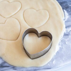 Fox Run, Tinplated Steel 2.5-inch Heart Cookie Cutter, WHITE