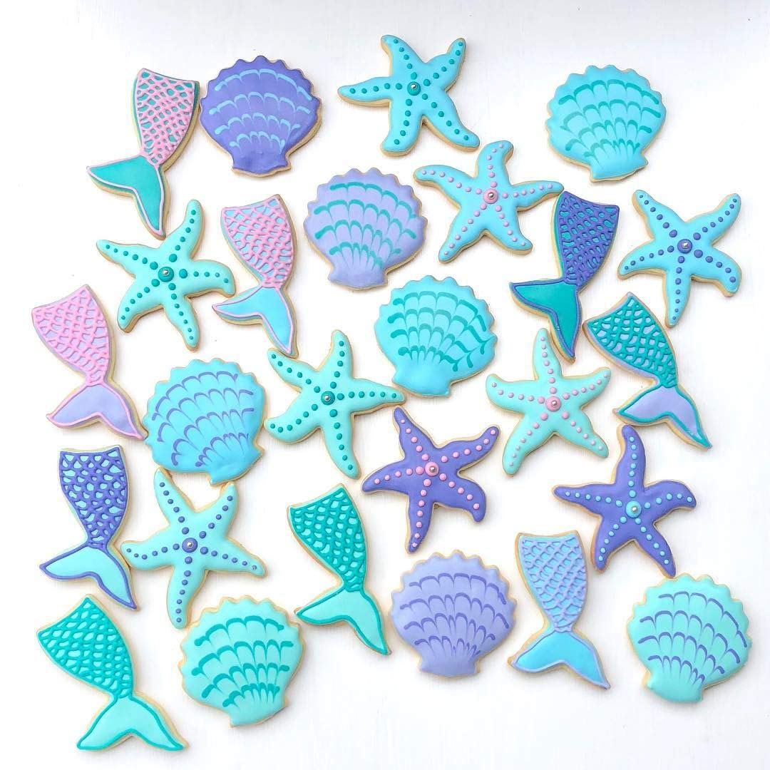 Bonropin Under The Sea Creatures Cookie Cutter Set - 8 Piece Stainless Steel Cutters Molds Cutters for Making Shark, Mermaid Tail, Seahorse, Starfish, Seashell, Octopus, Clownfish, Seal