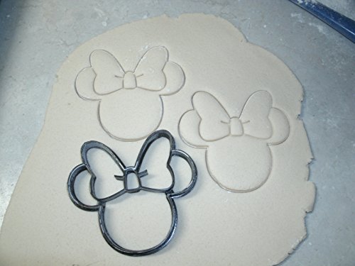 YNGLLC THEMED MAGICAL MOUSE WITH BOW HEAD FACE CARTOON CHARACTER COOKIE CUTTER MADE IN USA PR530S