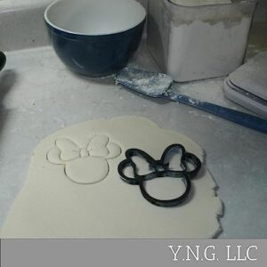 YNGLLC THEMED MAGICAL MOUSE WITH BOW HEAD FACE CARTOON CHARACTER COOKIE CUTTER MADE IN USA PR530S