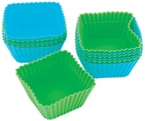 wilton square silicone baking cups, 12 count