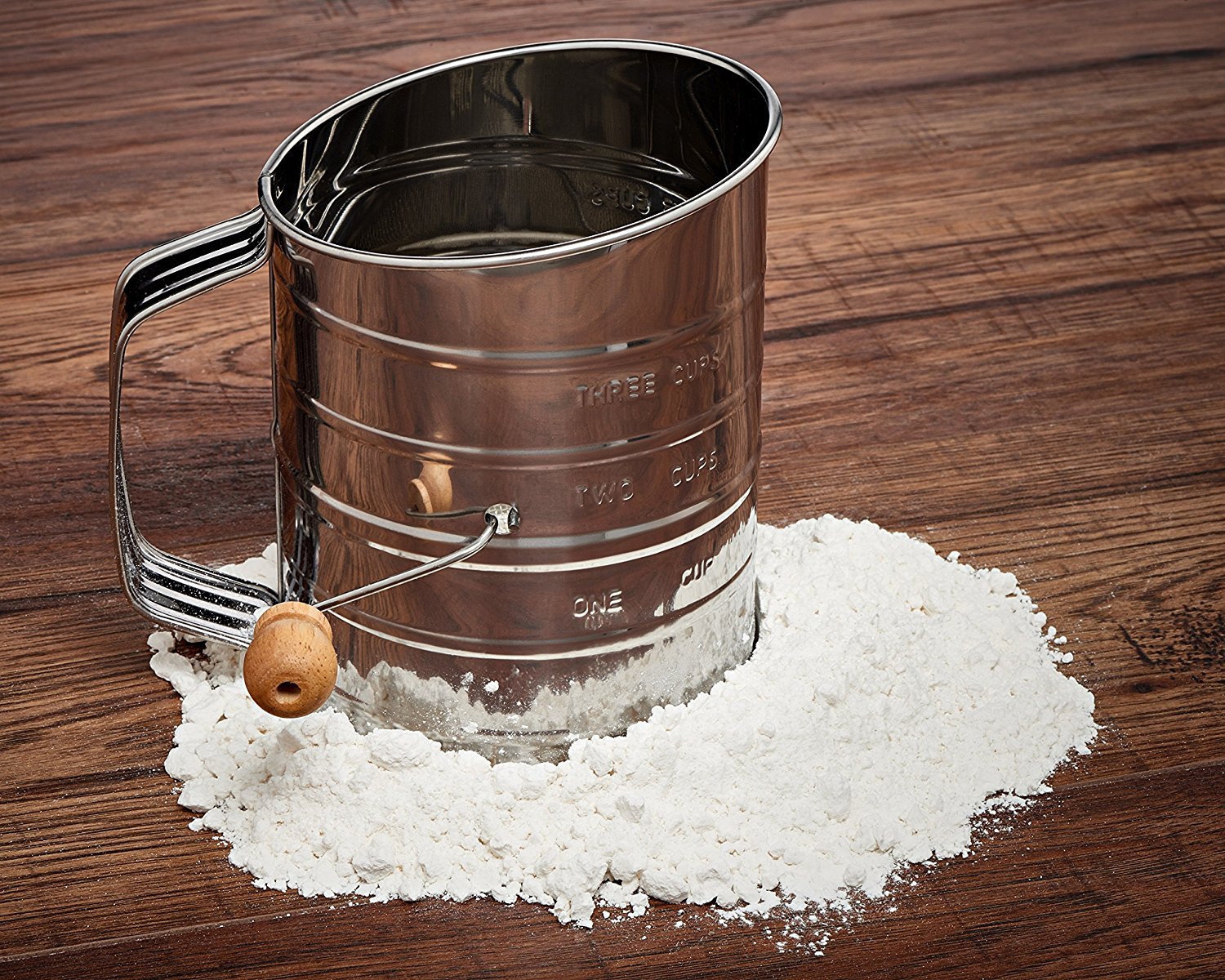 Natizo Stainless Steel 3-Cup Flour Sifter - Lid and Bottom Cover - No More Mess In Your Kitchen