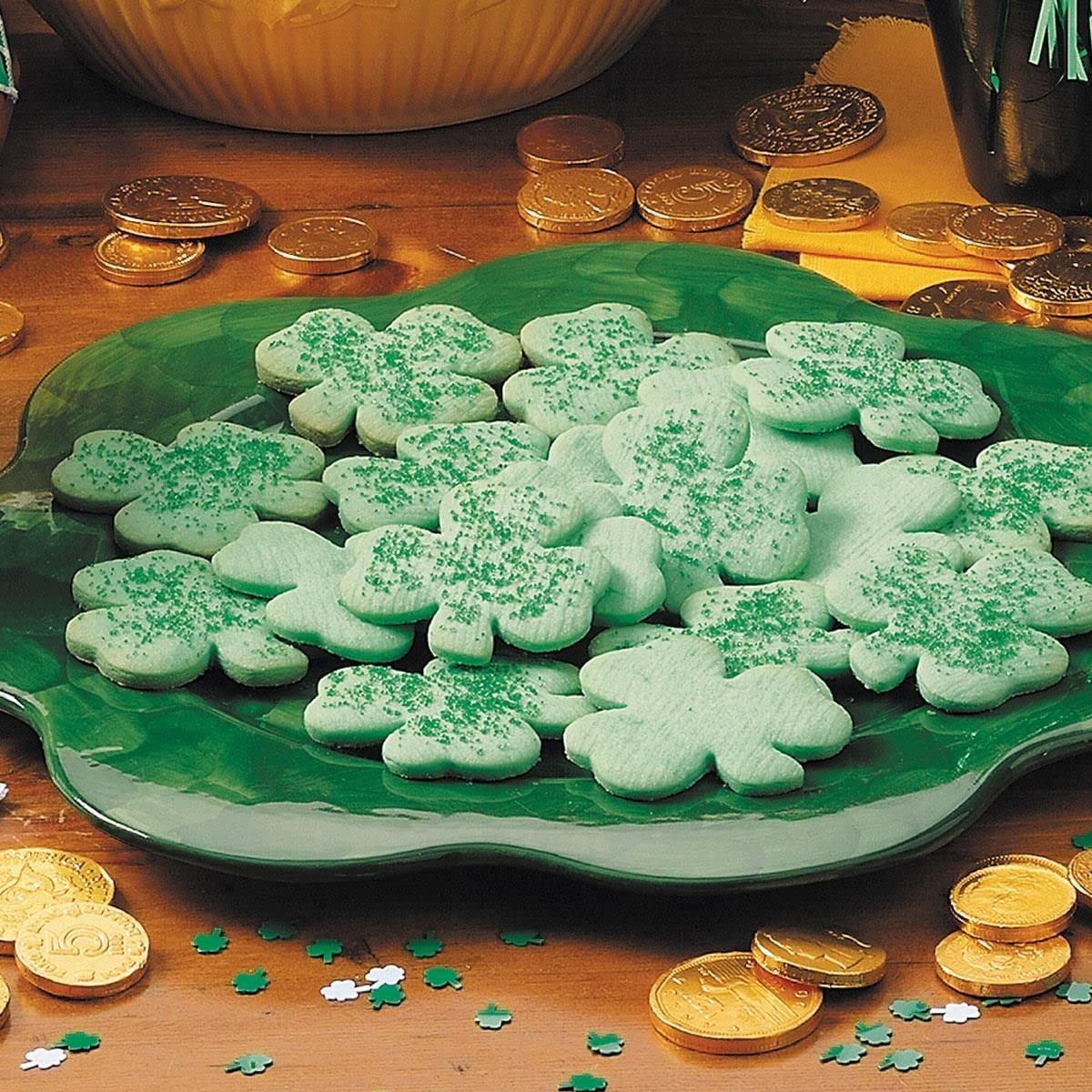 Clover Cookie Cutter Set, 4-Piece Patrick's Day Shamrock Cookie Cutter Set, Irish Holiday Party Supplies4'', 3.2'', 1.85'', 1.3''