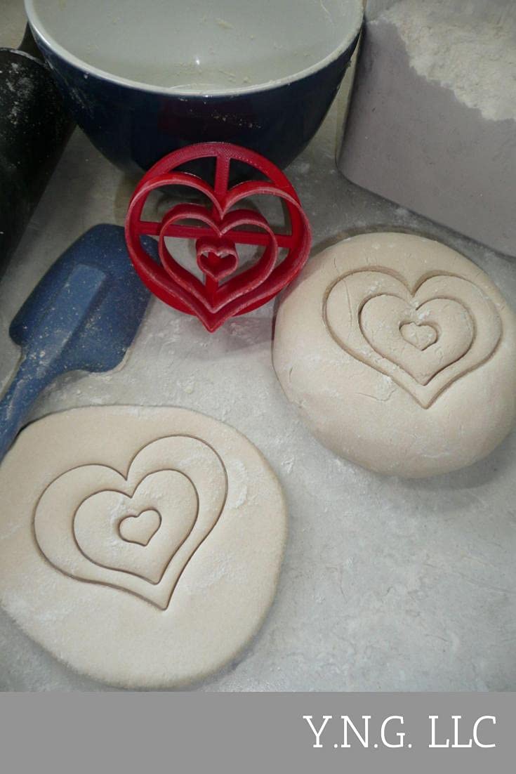 YNGLLC HEART DESIGN PATTERN CONCHA CUTTER MEXICAN SWEET BREAD STAMP MADE IN USA PR4397, Red