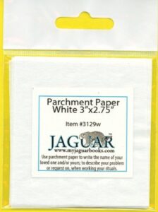 12 parchment paper 3"x2.75" to write on: names, problems or requests when working your rituals. papel pergamino para escribir nombres, peticiones o problemas en rituales de magia