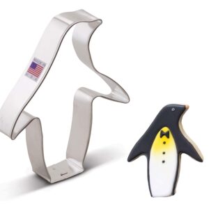 Penguin Cookie Cutter 5"