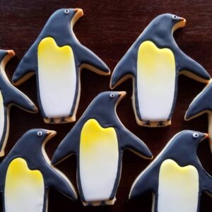 Penguin Cookie Cutter 5"