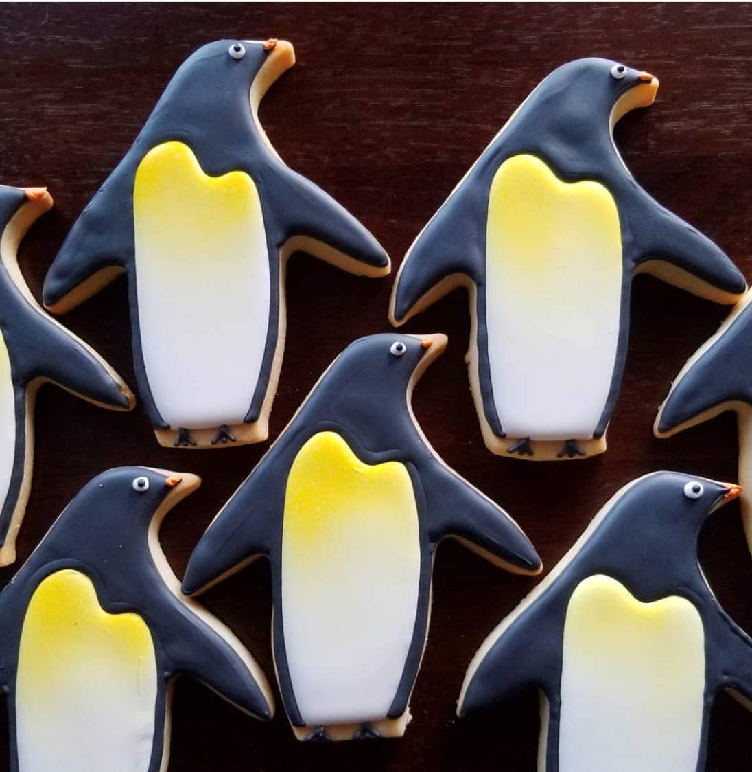 Penguin Cookie Cutter 5"