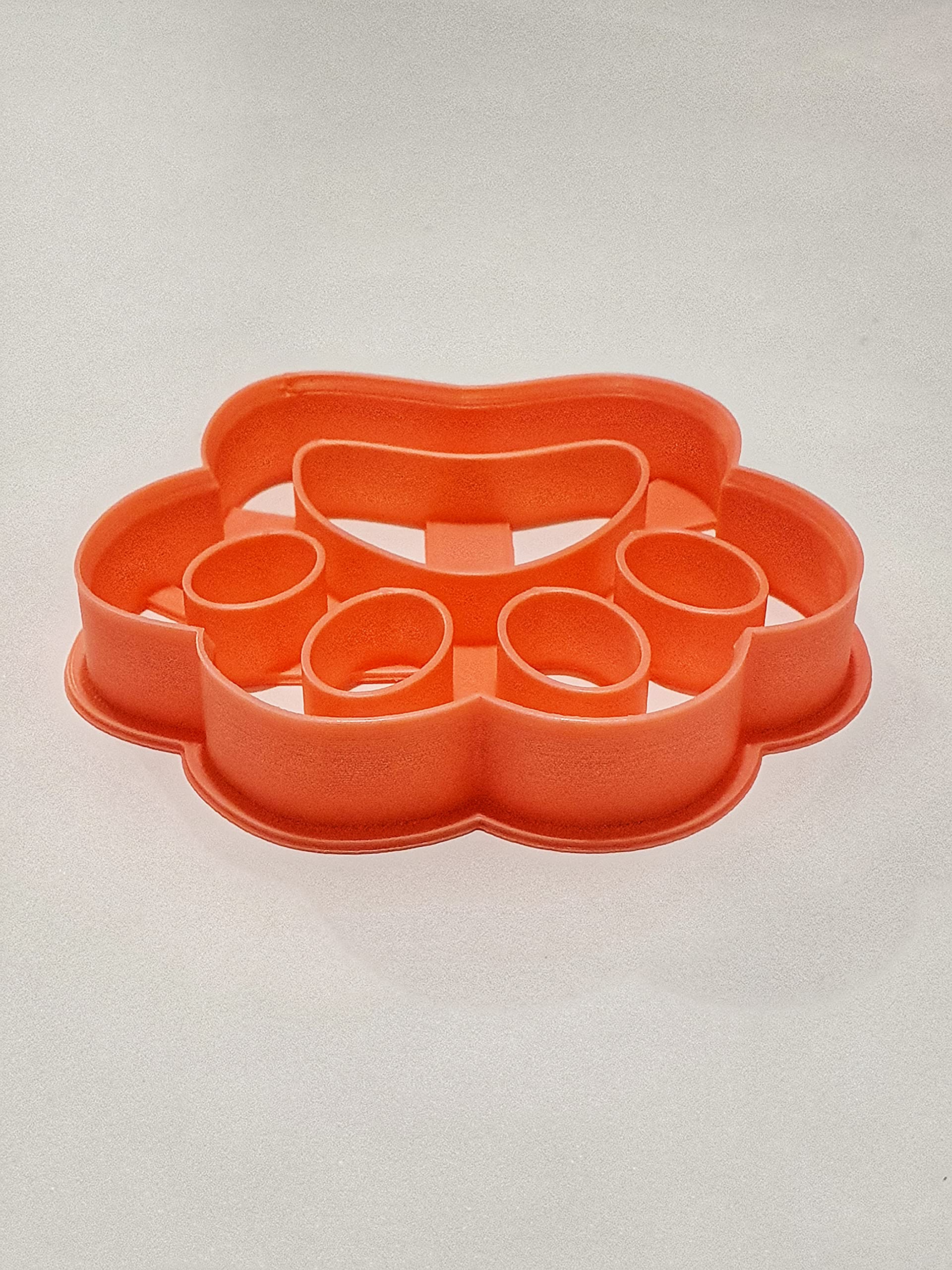 T3D Cookie Cutters Paw Print Cookie Cutter, Suitable for Cakes Biscuit and Fondant Cookie Mold for Homemade Treats, 3.43inch x 3.16inch x 0.55inch