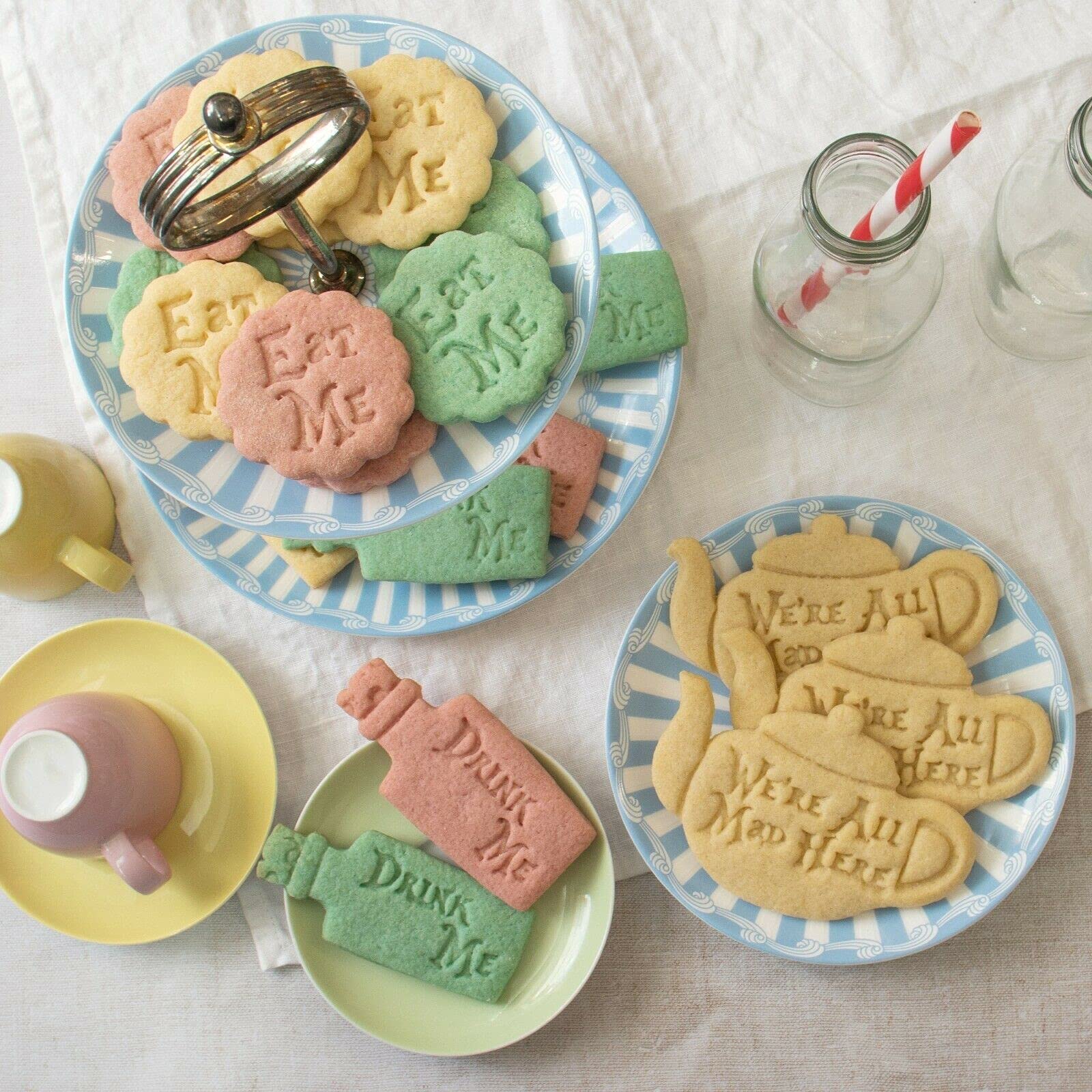 Eat Me Cake Alice In Wonderland Crazy Teapot Drink Me Treat Dessert Quotes Mad Cutter Cookie 2024 Cookie Molds With Good Wishes (Color : 3pcs)