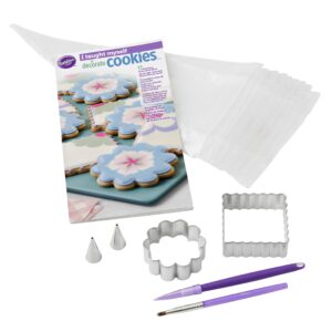 wilton "i taught myself to decorate cookies" cookie decorating kit with how-to booklet