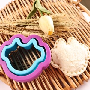 Sandwich Cutters and Sealers, Bread Sandwich Decruster Pancake Maker DIY Cookie Cutters for Kids Bento -Shapes Include Heart, Star, Dinosaur, Paw Print & Unicorn
