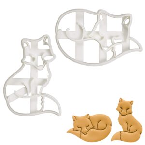 set of 2 fox cookie cutters (designs: fox sleeeping and sitting), 2 pieces - bakerlogy