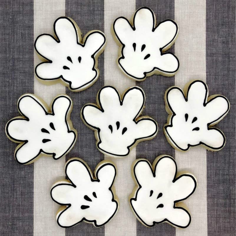 Cookie Knife Mickey Themed Cookie Moulds 5 Pieces - Mickey Mouse Sandwich Cartoon Cookie Knife Shape Cookie Mould, Kids Fondant Knife Baking Mould for Cake Sandwich Vegetables and Fruits,