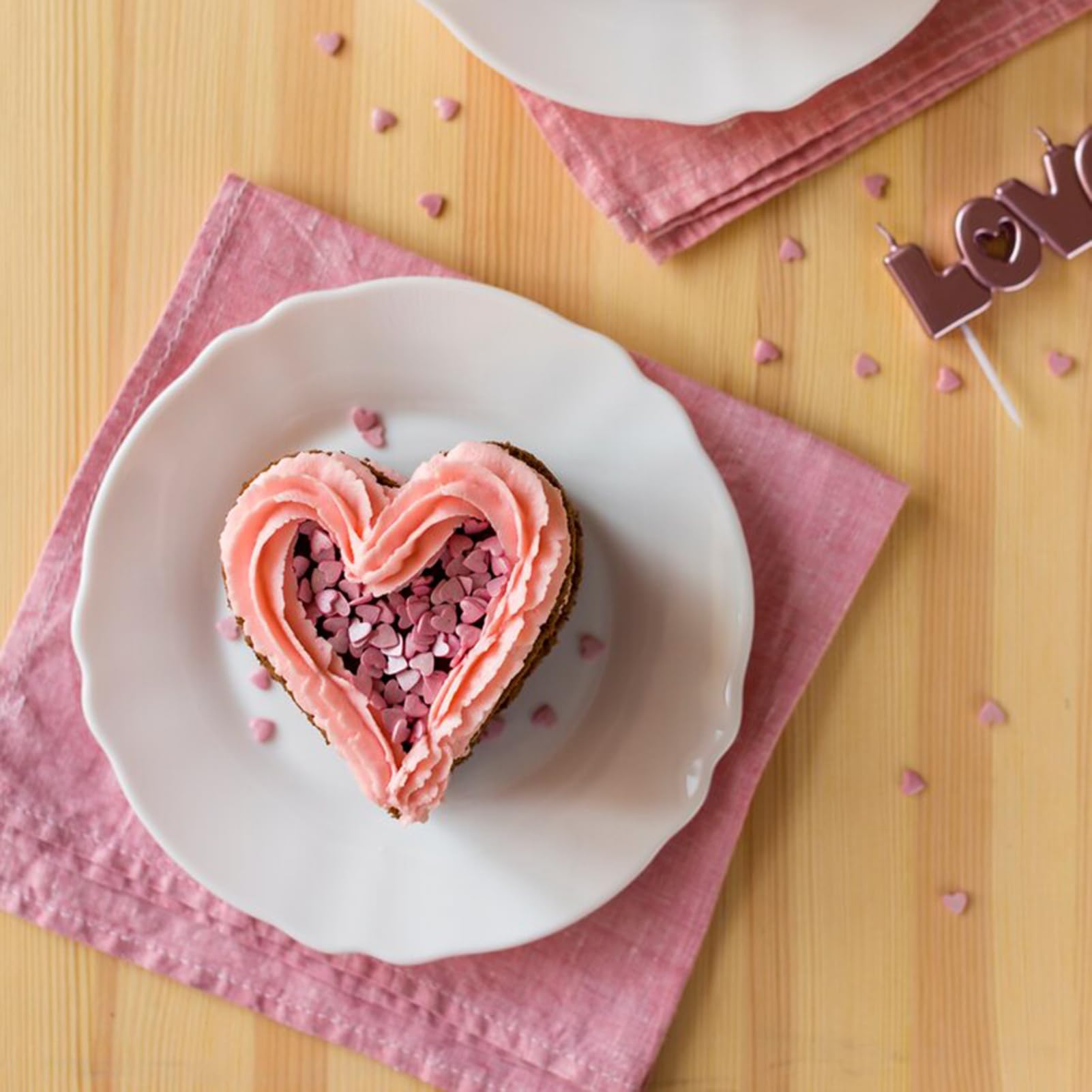 TINGSING Heart Cookie Cutter, 7 Piece Valentines Heart Shaped Cookie Cutters-4.25'', 3.85'', 3.26'', 2.87'', 2.48'', 2.24'',1.97'' Stainless Steel Fondant Biscuit Cutters Mold for Wedding, Anniversary