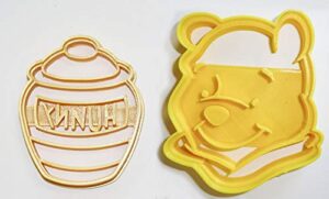 winnie the pooh adventures bear hunny pot cartoon set of 2 cookie cutters made in usa pr1065