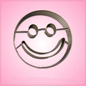 smiley face cookie cutter 3-1/2 inches