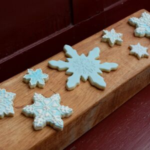 R&M International Snowflake Cookie Cutters, Assorted Sizes, 7-Piece Set