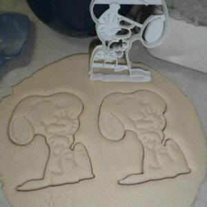 INSPIRED BY SNOOPY HUGGING WOODSTOCK COMICS MOVIE COOKIE CUTTER MADE IN USA PR3495