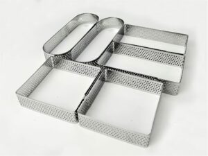 newlineny stainless steel 6 pcs perforated oval rectugular square tart rings molding plating, set of 6: 2 of each (13cm x 4cm 5" x 1.5") + (10cm x 5.5cm 4" x 1.5") + (7cm 2.8" square) x (2cm 0.8" h)