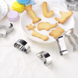 GWHOLE 26 Pcs Cookie Cutter Set, Mini Animal Unicorn Classic Shape Cookie Cutters for Kids Christmas Winter Holiday