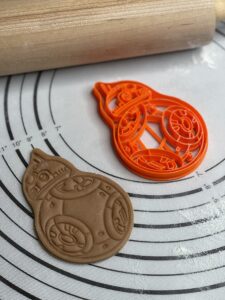 premium star wars exclusive bb-8 bb8 cookie cutter mold 4.5-inch-scale produced by 3d kitchen art