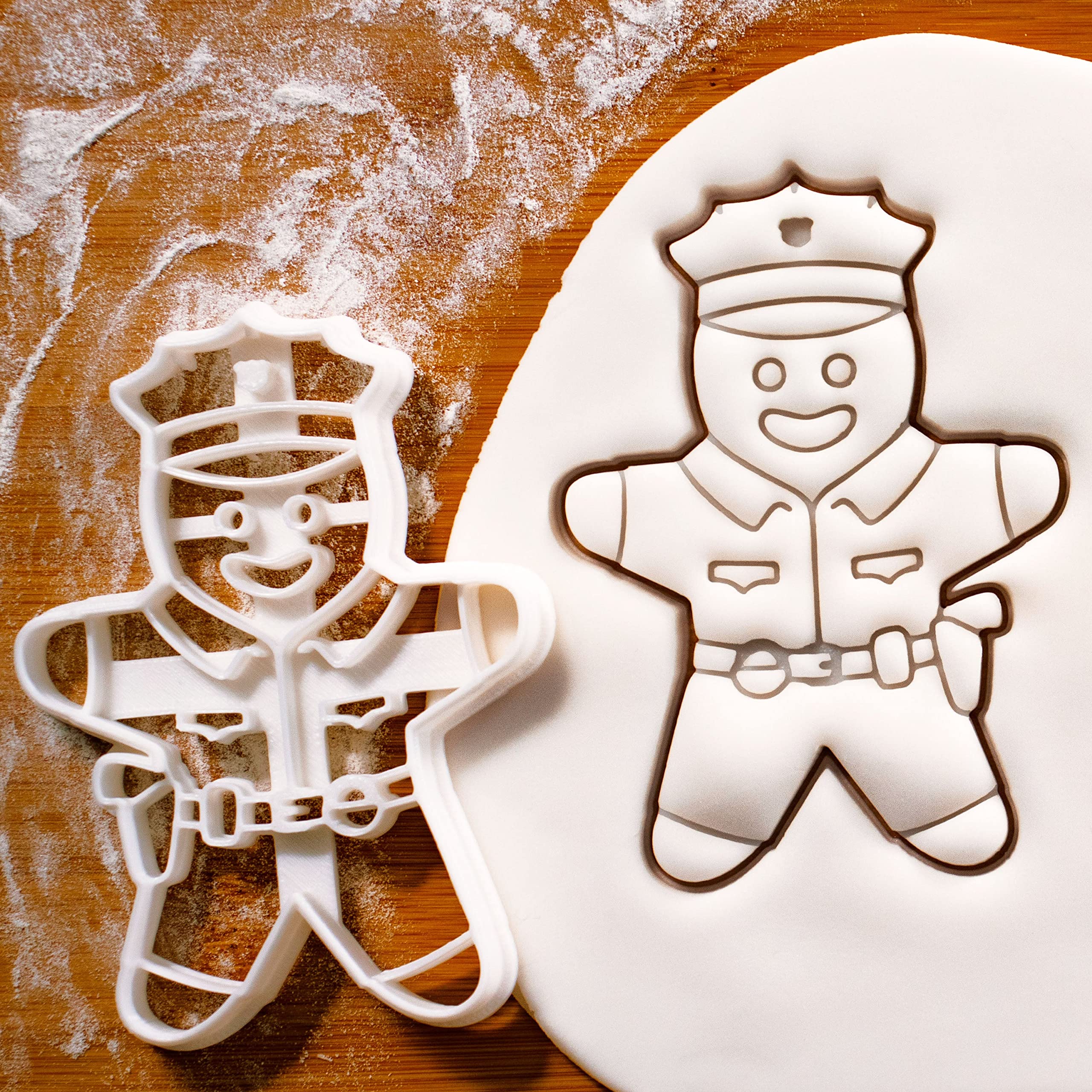 Police Officer Cookie Cutter, 1 piece - Bakerlogy