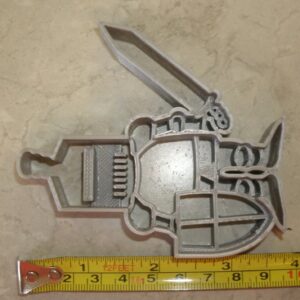 KNIGHT IN SHINING ARMOR WITH SWORD RENAISSANCE MEDIEVAL MIDDLE AGES COOKIE CUTTER MADE IN USA PR776