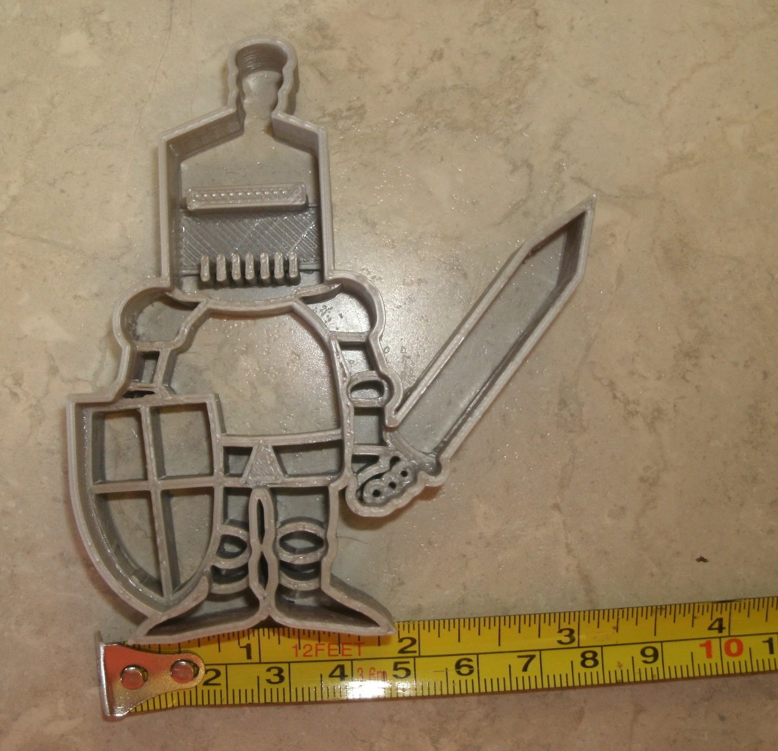 KNIGHT IN SHINING ARMOR WITH SWORD RENAISSANCE MEDIEVAL MIDDLE AGES COOKIE CUTTER MADE IN USA PR776